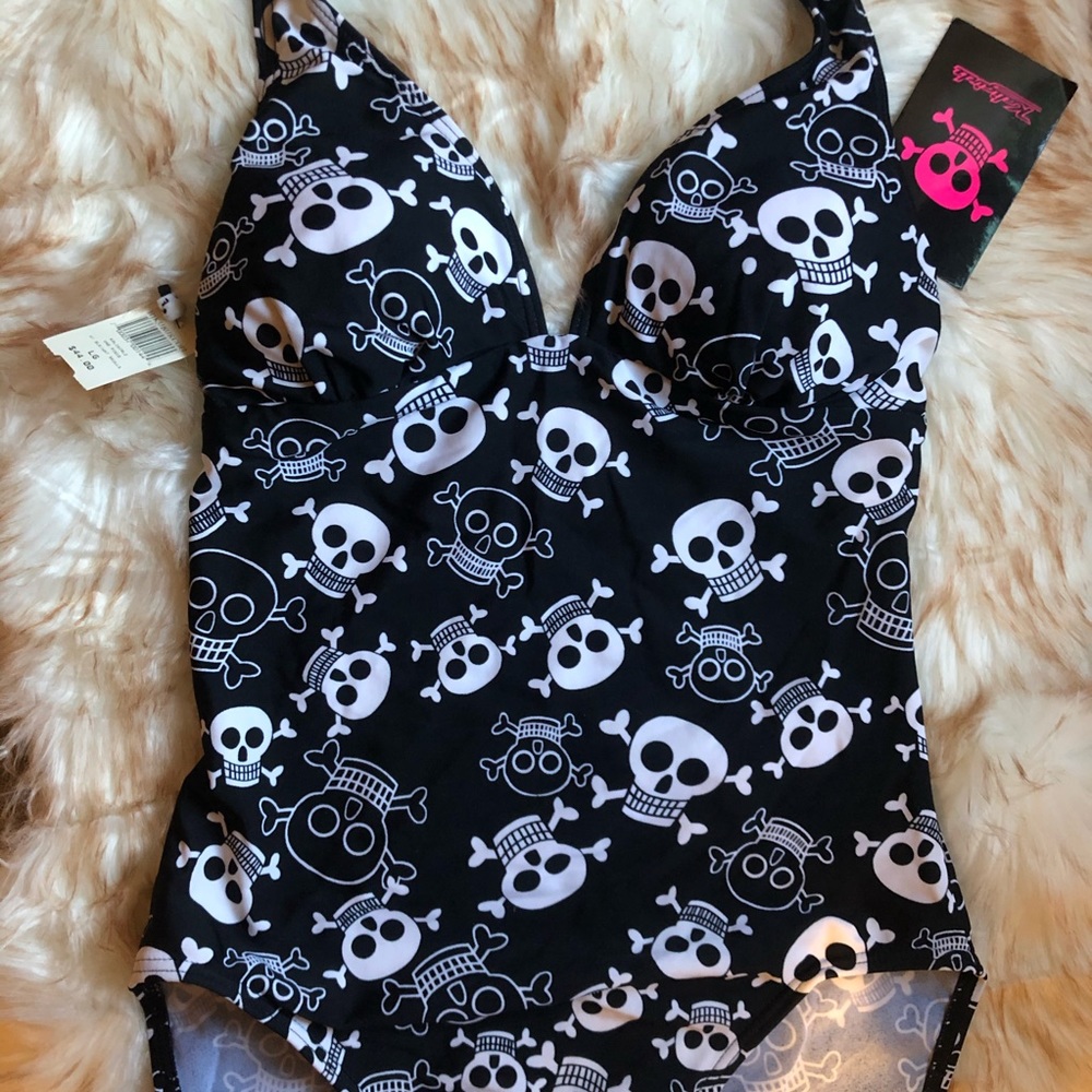 Brand new one piece bathing suit